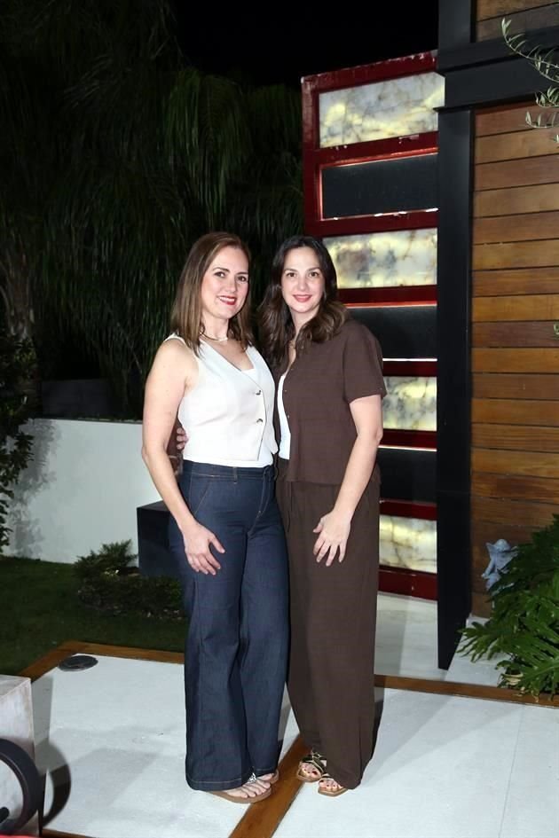 Victoria Garza y Thanya González