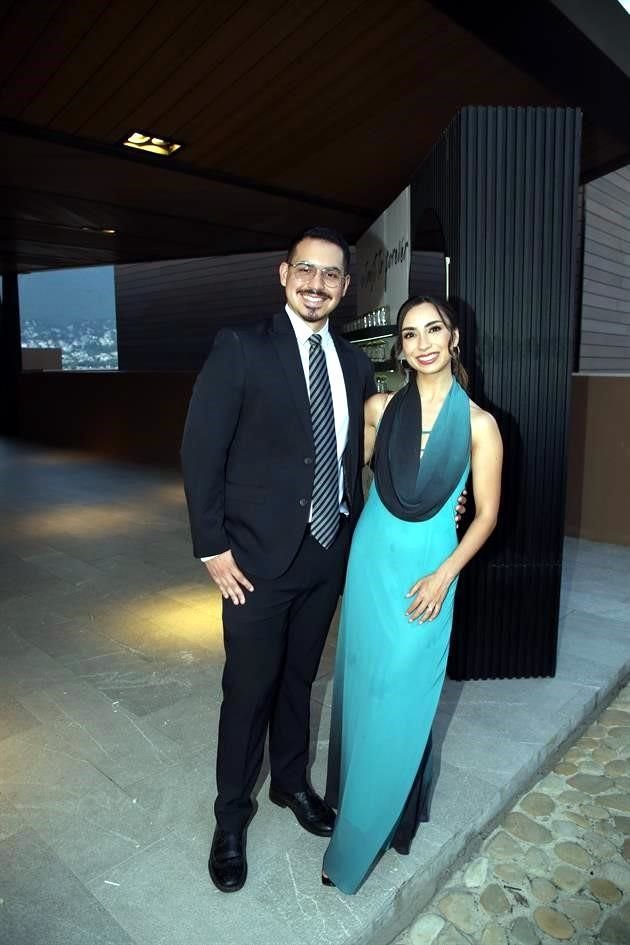 Mauricio Aguilar y Carolina Rodríguez