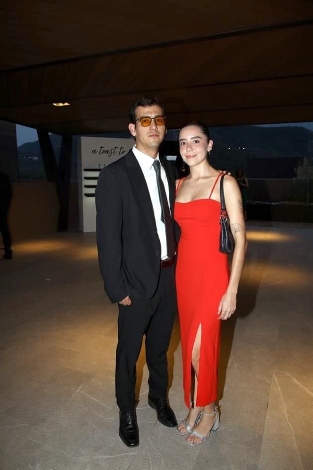 César Buenrostro y Valeria Perusquía