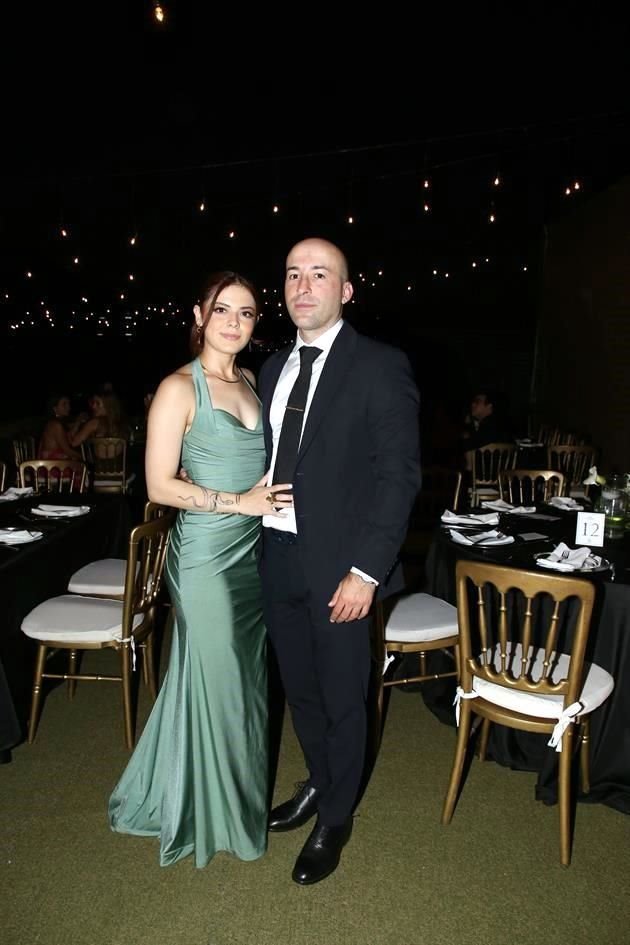 Sarah Vidales y Manuel Vela