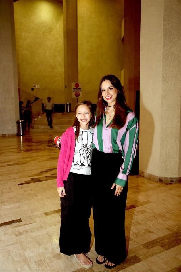 Eva Alanís y María Pérez