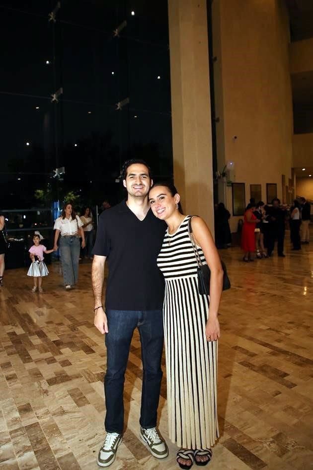 Gonzalo Canales y Debany Medina