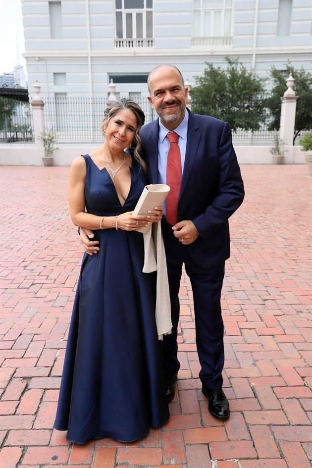 Rosanna Cortez y Mario Elías