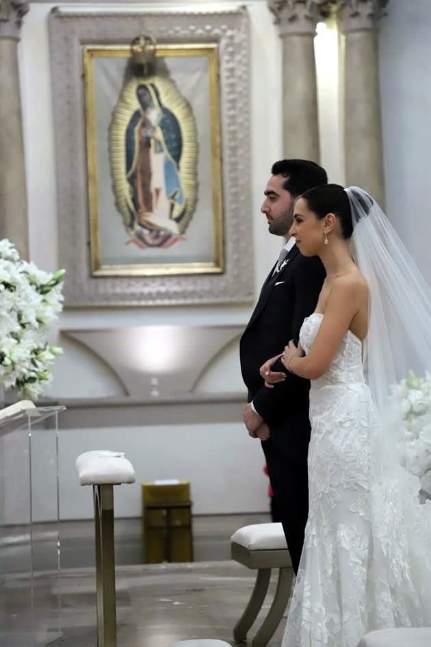 Santiago Díaz Peschard y Eugenia Salinas Garza T.