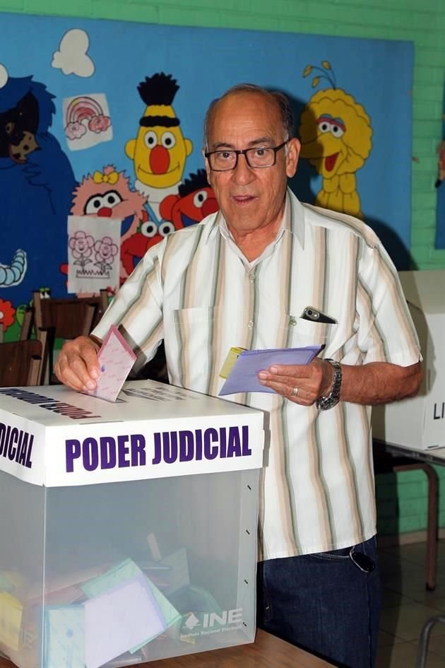Luis Garza