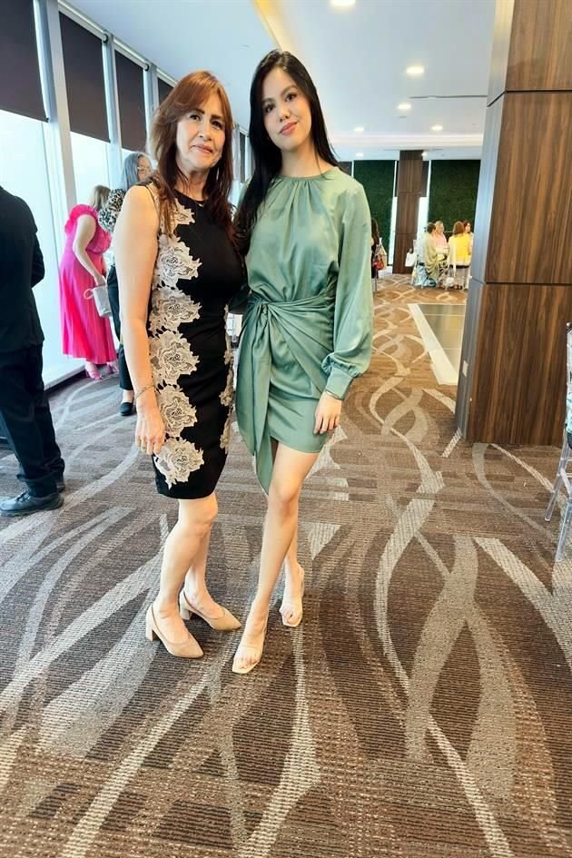 Carolina Saavedra y Belén Martínez