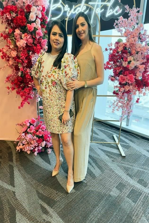 Ivonne Martínez y Joseline Cisneros Teillery