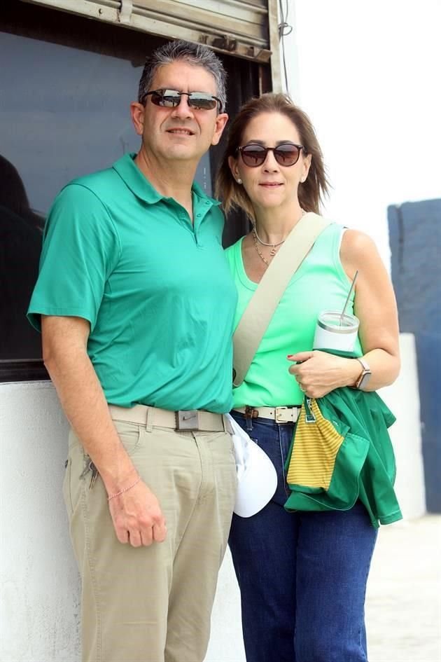 Enrique Elizondo y Susana de Elizondo