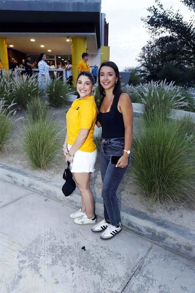 Valeria Molina y Andrea Urquidi