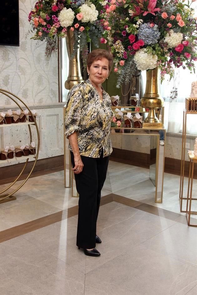 María Luisa Cárdenas, hermana de la festejada