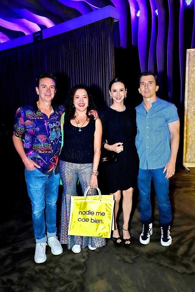 Joe Hinojosa, Gina Sáenz de Hinojosa, Gaby Beltrán de De la Garza y Marcelo de la Garza