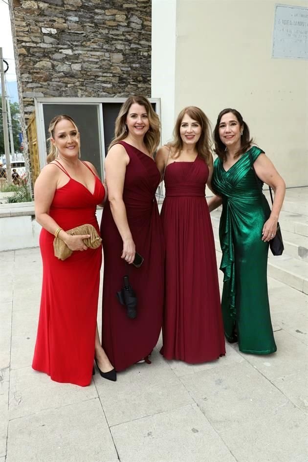 Rosalinda Hernández, Alejandra Mellado, Yolanda Reyes y Alejandra Martínez