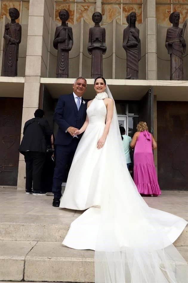 Con su papá, Lorenzo Carlos Soriano Álvarez