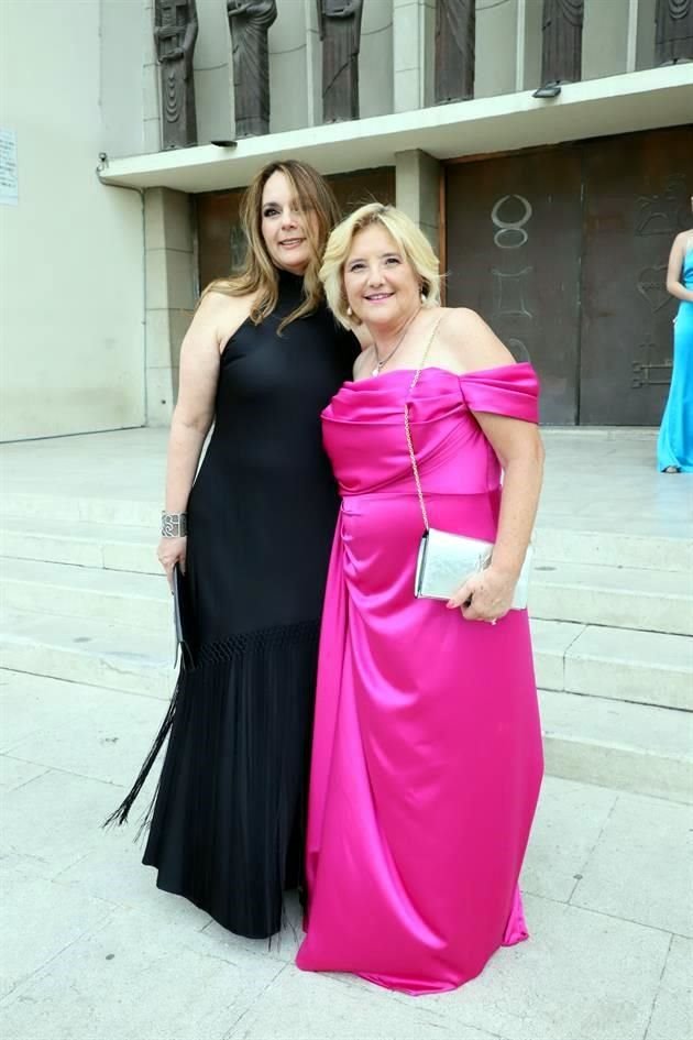 Claudette Manzur y Muñe Zambrano de Gutiérrez