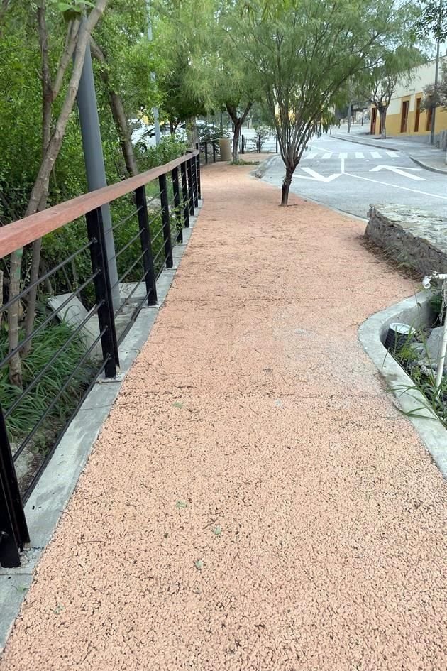 Como parte de las nuevas obras, el Museo del Obispado luce nuevos accesos peatonales.