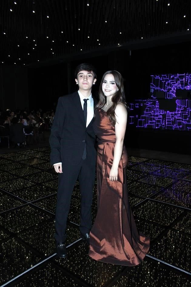 Max Flores y Alejandra Fuentes