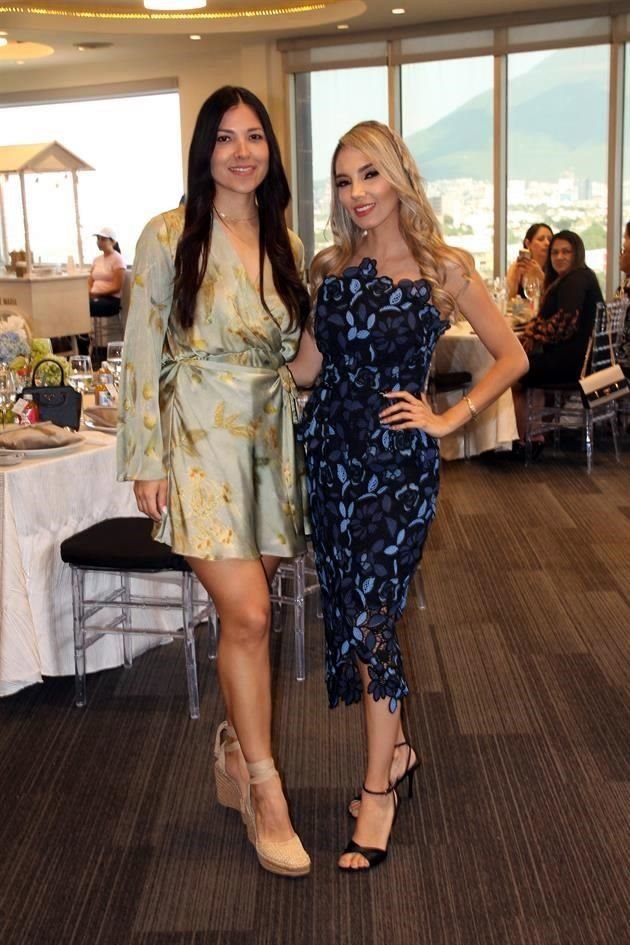 Alejandra Treviño y Cristina Villarreal