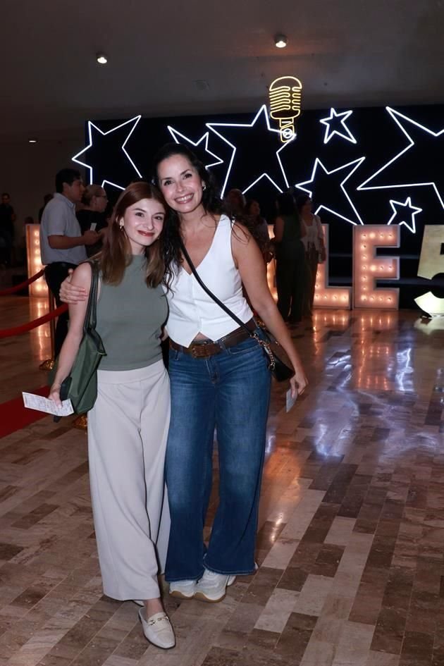 Mariana Valdez y Cristina Zermeño