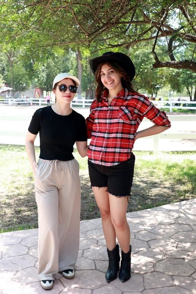 Yolanda Sámano y Rebeca Álvarez