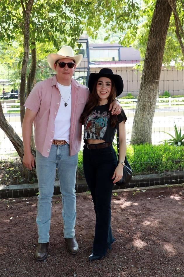 Fernando Carranza y Dariena Martínez