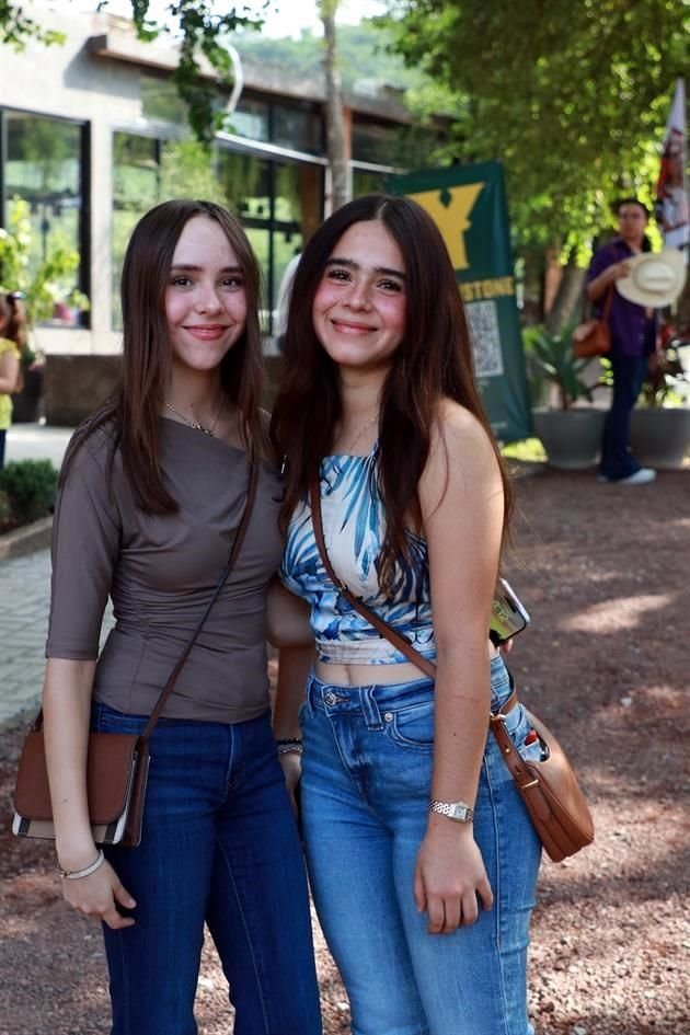 Meri Sánchez y Paulina Martínez