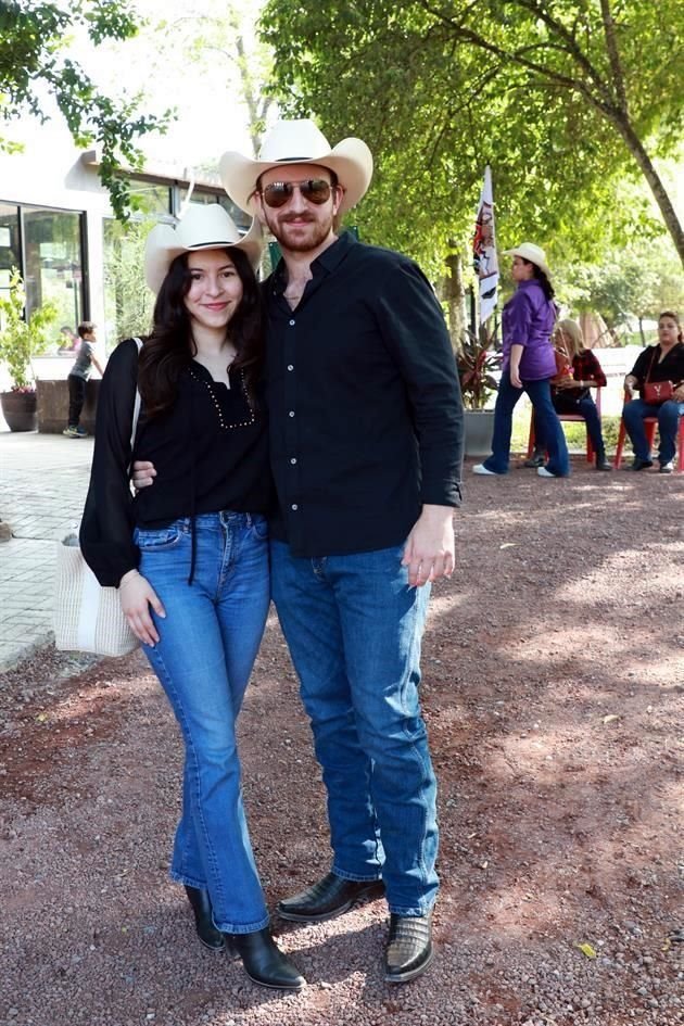 Isabel Esparza y Fernando Stamps