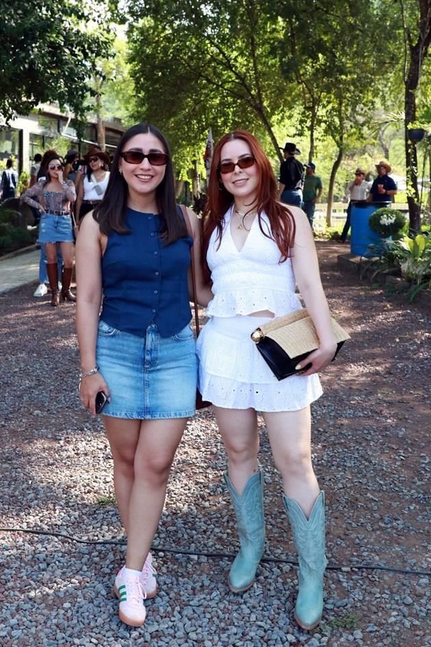 Alesi Moreno y Estefanía Menchaca