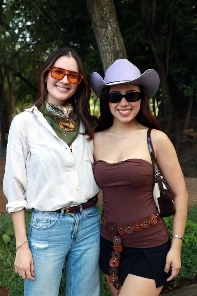 Eugenia Barraza e Itzel Vega