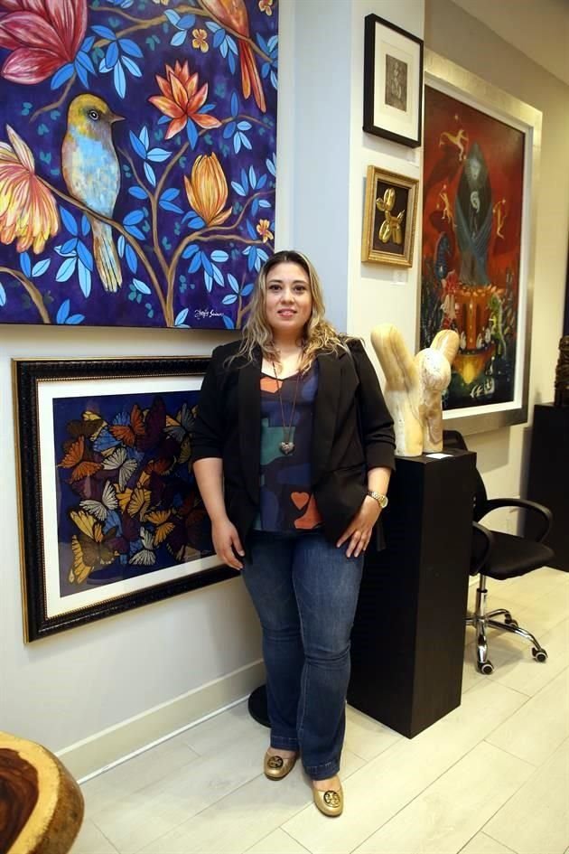 Azucena Cruz
