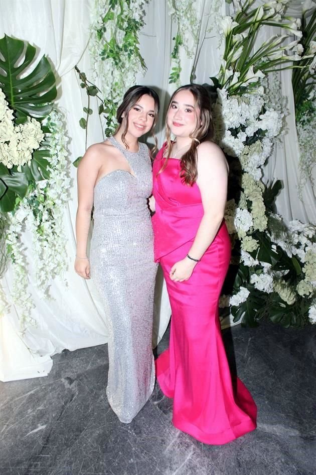 Kamila Oivares y Barbara Díaz