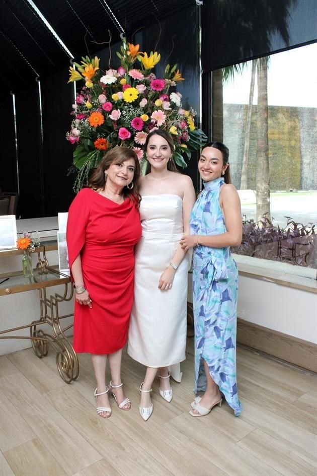 Marcela Quiroga de Zambrano, Daniela Ibarra y Marcela Zambrano