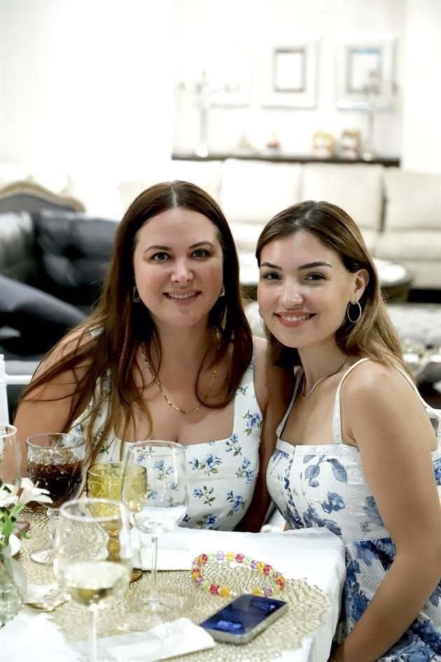 Ana Sada y Carolina Hernández