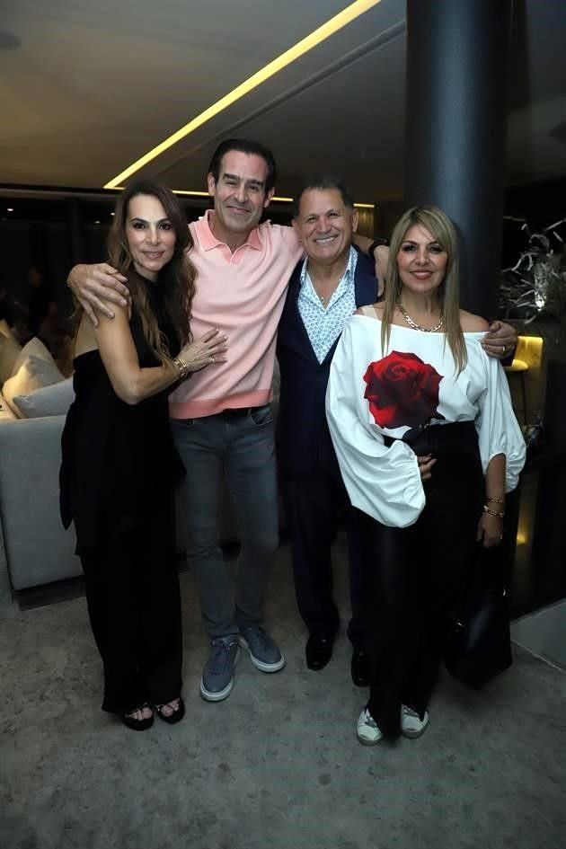 Fernanda García de Elizondo, Ernesto Elizondo, Francisco Javier Cruz y Cecilia Treviño de Cruz