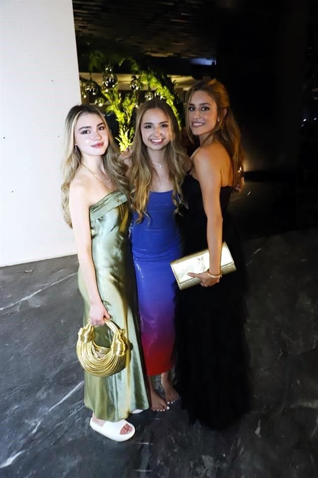 Cordelia Ramones, Vivian Guzmán y Alaia Milmo