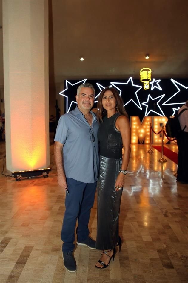 Jesús Tamez e Ivette Sotomayor de Tamez