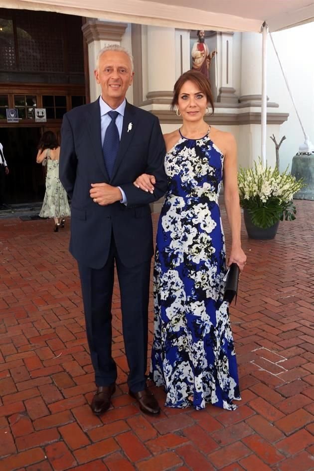 Raúl Kalifa y Emely Assad de Kalifa