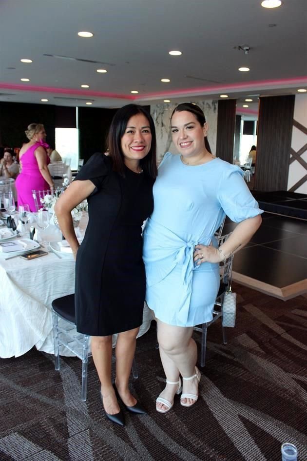 Patricia Jacobo y Lucía Martínez