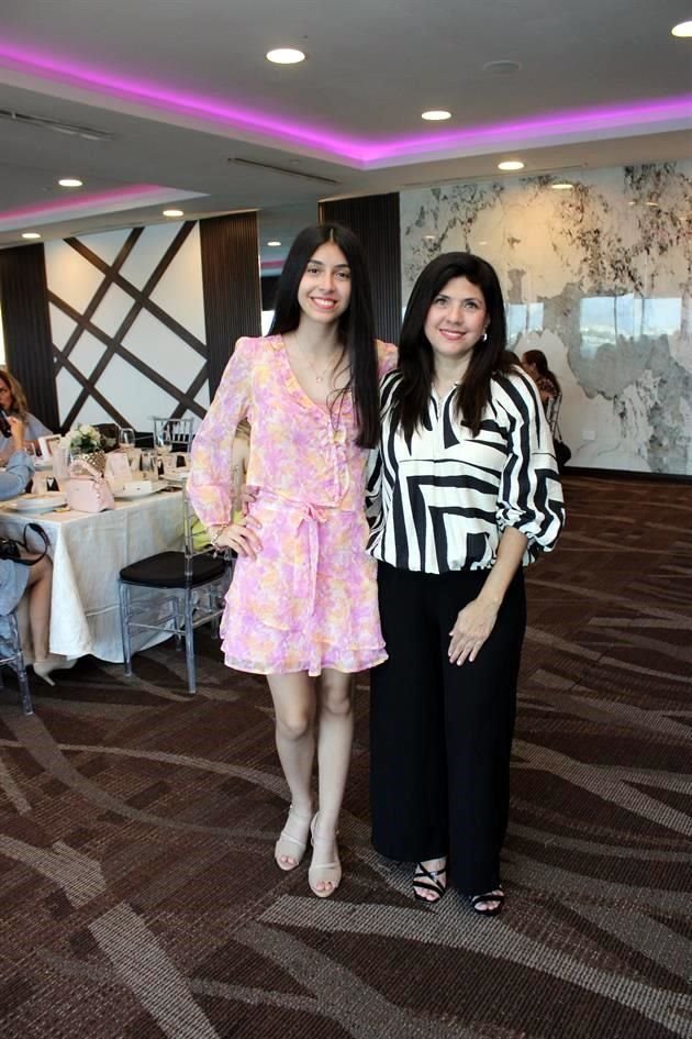 Itzel Rodríguez y Sandra Sandoval