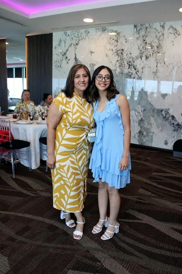 Noemí Guzmán y Alejandra Medellín