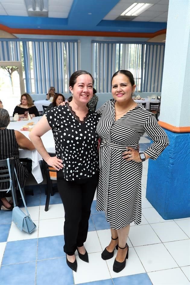 Reyna Villarreal y Diana García