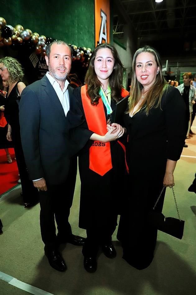 Norberto Zavala, Andrea Isabel Zavala Partida y Tania Partida
