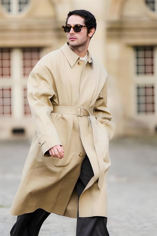 Gabardinas renovadas para la lluvia: cortes modernos, colores vibrantes y materiales resistentes para brillar en cada chaparrón.