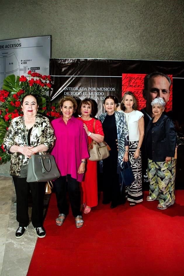María del Carmen Díaz, Sonia Lozano, Cecilia Vargas, Rosalba Hernández, Magda Benavides y Ninfa Cantú
