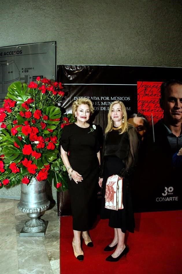 Hilda Ochoa-Brillembourg y Bárbara Herrera de Garza