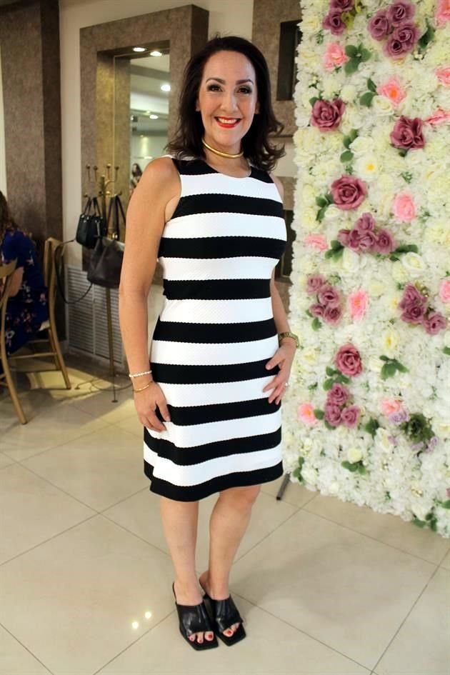 Luz Peralta de Reséndez