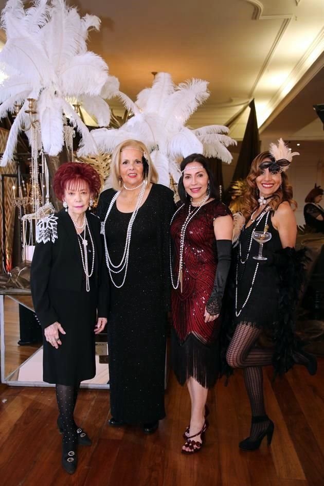 Lupina Vara de Mejía, Katyna del Real, Caro Rangel de Palma y Olga Mejía