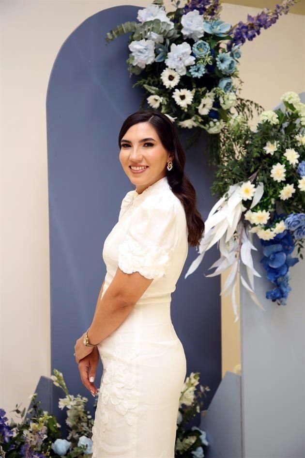 Ana Victoria Leal Flores