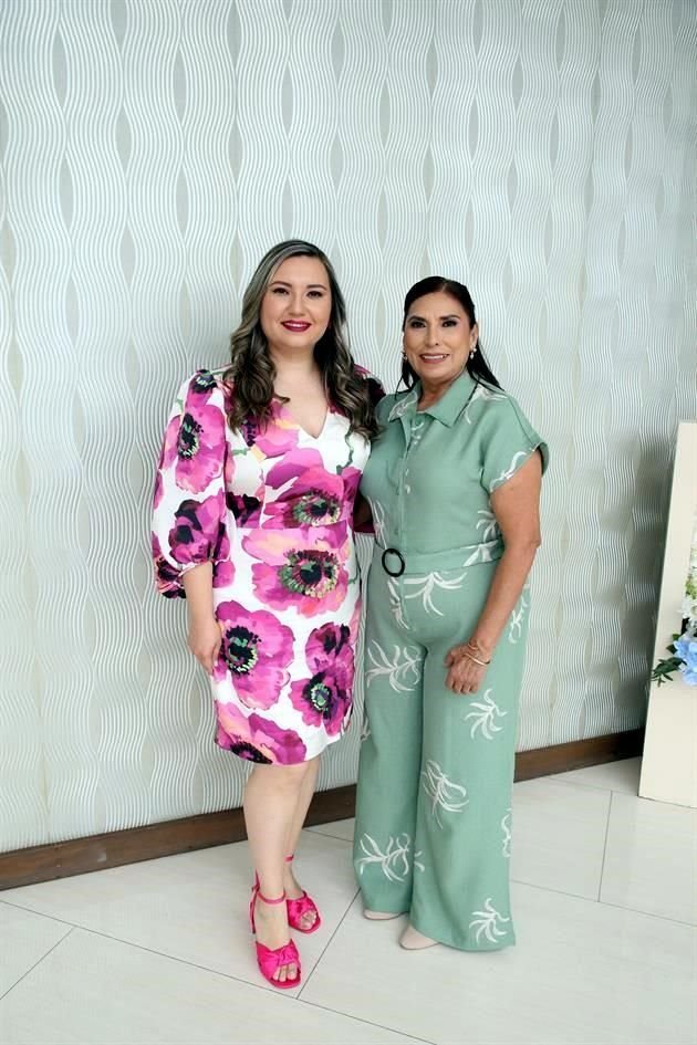 Gabriela Leal Flores y María José Flores Gauna
