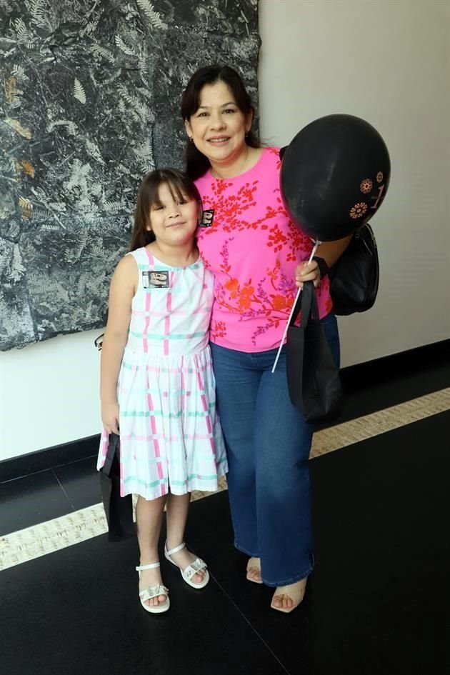 Isabella Márquez y Rosemary Márquez