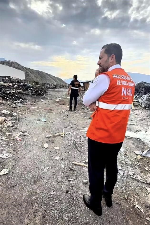 Tras detectar toneladas de basura a pocos metros de una megaescombrera clausurada hace más de seis años, Raúl Lozano, titular de la Secretaría, informó que se realizó un operativo de inspección.